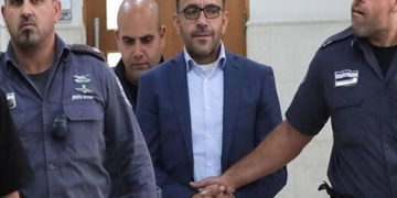 صیہونی فوج نے مقبوضہ بیت المقدس کےگورنرکوگرفتارکرلیا