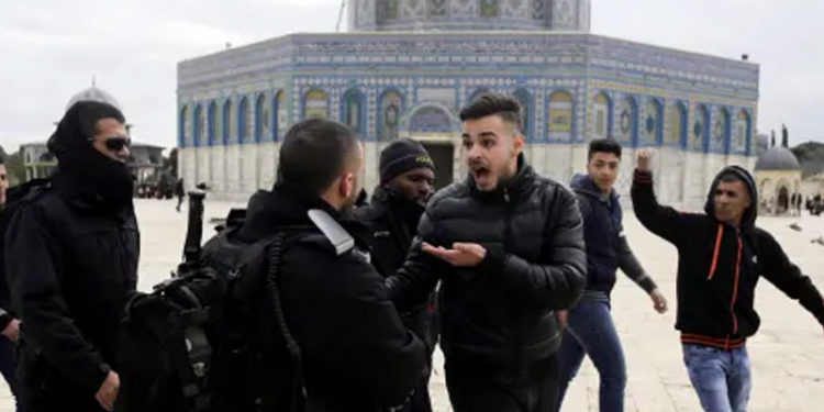 شرپسند یہودی آبادکاروں کی مسجد اقصیٰ کی ایک بارپھر بے حرمتی