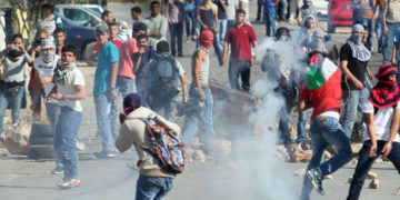 صیہونی فوج اور حریت پسندوں میں جھڑپیں، فائرنگ سے درجنوں فلسطینی زخمی