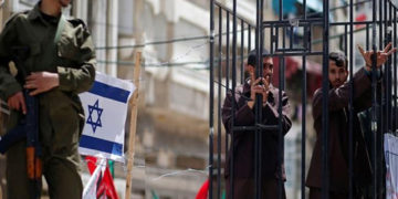 صیہونی زندانوں میں فلسطینیوں پرانسانیت سوز تشدد ہورہاہے،رپورٹ