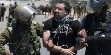 مقبوضہ بیت المقدس میں صیہونی فوج کی کارروائیاں،2وبھائی گرفتار
