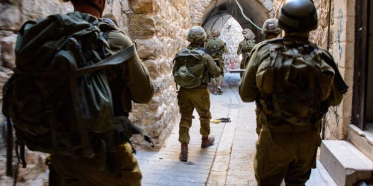 صیہونی فوج کی کارروائیاں،طلبہ و طالبات سمیت 25 فلسطینی گرفتار