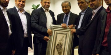 حماس کے وفدکی ملائیشیا کے وزیراعظم مہاتیر محمد سے ملاقات
