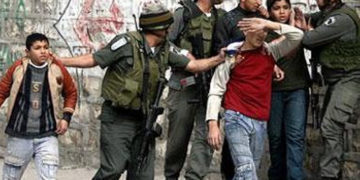 صہیونی زندانوں میں قید فلسطینی بچوں کی وکلاء تک رسائی بند 