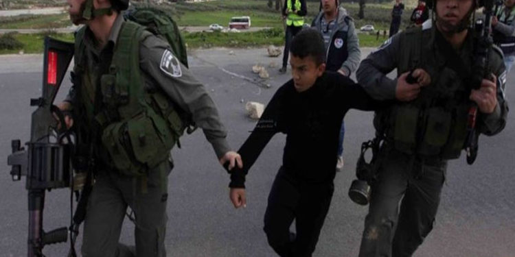 اسرائیلی فوج نے دو فلسطینی بچوں کو گرفتارکرلیا
