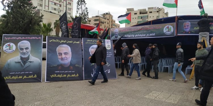 فلسطینی مقبوضہ علاقوں میں مجاہد اسلام حاج قاسم سلیمانی و ابو مہدی مہندس کی یاد میں تقریب