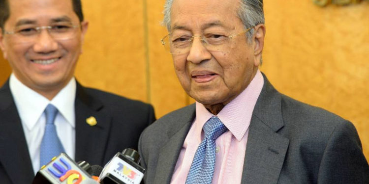 نام نہاد "صدی کی ڈیل” ناقابل قبول ہے، مہاتیرمحمد