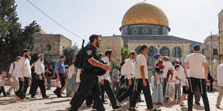 صیہونی آبادکاروں کامسجد اقصیٰ پردھاوا،قبلہ اول کی بے حرمتی کا سلسلہ جاری