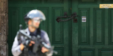 مسجد اقصیٰ میں آنیوالےنمازیوں پر بھاری جرمانے کیے جائیں گے ،اسرائیلی پولیس