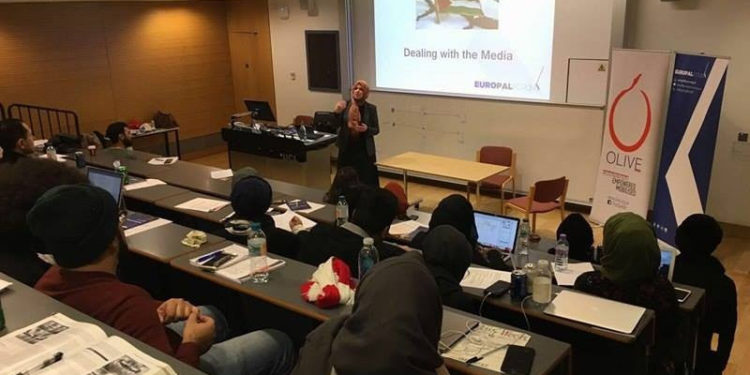 لندن: صیہونی لابی کا دباؤ برطانوی یونیورسٹیوں میں فلسطینی تربیتی ورکشاپ روکنے میں ناکام