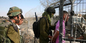 صیہونی فوج نے غزہ کی سرحد سے سے دو فلسطینیوں کو اغواء کرلیا