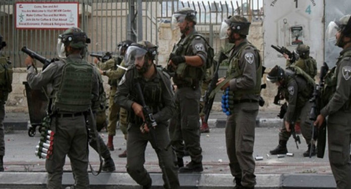 اسرائیلی فوج کاوحشیانہ کریک ڈاؤن، مارچ میں 250 فلسطینی گرفتار