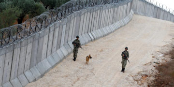 صیہونی فوج نےفلسطینی نوجوان کو گولیاں مارکرزخمی کردیا