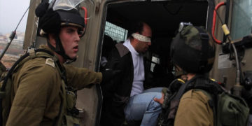 صیہونی فوج نے القدس کے گورنر سمیت آٹھ عہدیداران کو گرفتارکرلیا