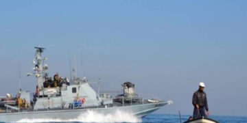 صیہونی فوج کی فلسطینی ماہی گیروں پر فائرنگ، ایک زخمی