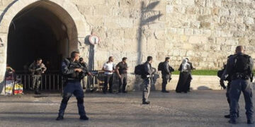 صیہونی فوج نے فلسطینیوں کو شب قدر کی عبادات سے روک دیا