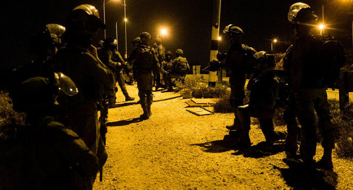 رات بھر صیہونی فوج کی چھاپہ مارکارروائیاں، 20فلسطینی اغواء