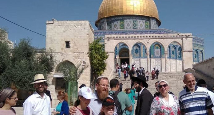 شرپسند صہیونیوں کے قبلہ اول پر دھاوے، بےحرمتی کا سلسلہ جاری