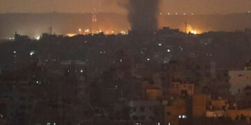 صہیونی فوج کی غزہ پر ایک بار پھر بمباری 