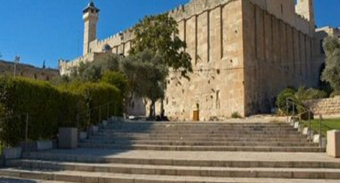 مسجد ابراہیمی کے قریب کیمروں کی تنصیب اسرائیل کا سازشی منصوبہ ہے، الشیخ  حفظی ابو سنینہ