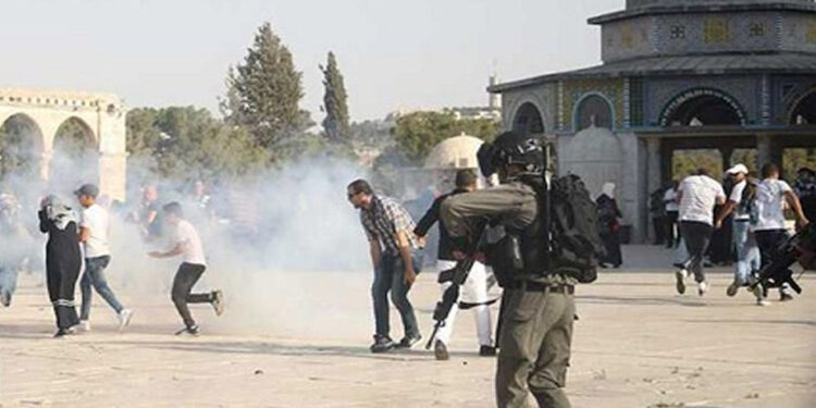 قبلہ اول پرقابض صہیونی حملے تا حال نہ رک سکے  