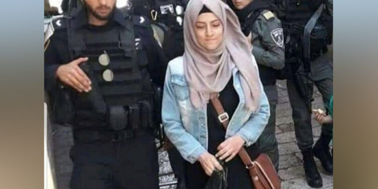 صہیونی پولیس نے فلسطینی طالبہ کو مسجد اقصیٰ سے بے دخل کردیا
