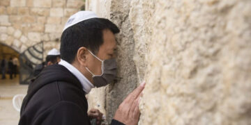 اسرائیل میں کورونا سے ہلاک صہیونیوں کی تعداد 54,042 ہوگئی