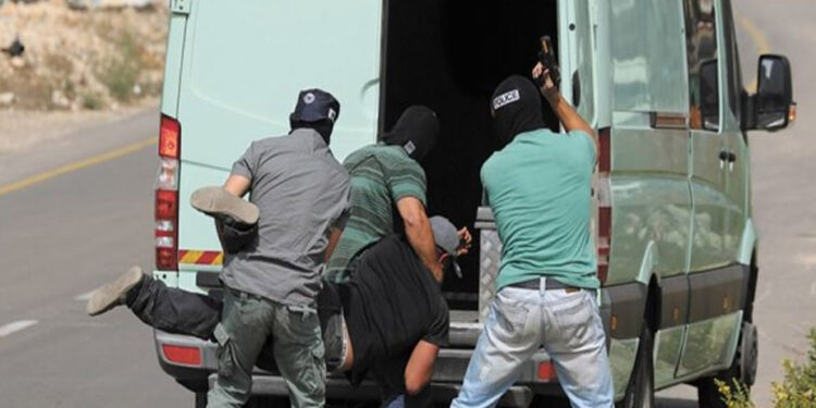 صہیونی خفیہ ایجنسی کے اہلکاروں نے فلسطینی طالبعلم کو اغواکرلیا