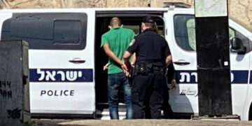 صیہونی پولیس کے ہاتھوں مسجداقصیٰ کا ایک اور محافظ گرفتار