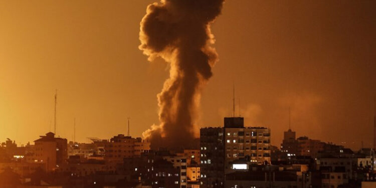 رات گئے غزہ پر صہیونی فضائیہ کی بمباری