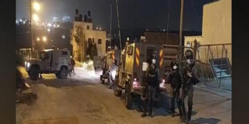  رام اللہ میں قابض فوج کادھاوا، صہیونی فوج اور فلسطینیوں کے درمیان جھڑپیں