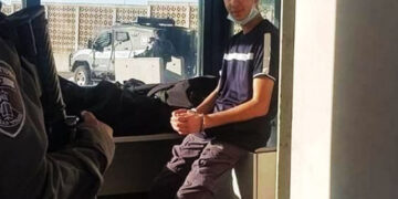 صیہونی فوج کے ہاتھوں فلسطینی نوجوان گرفتار