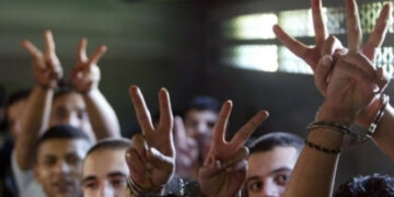 صیہونی جیلوں میں500 سے زائد فلسطینی عمر قید کاٹ رہے ہیں