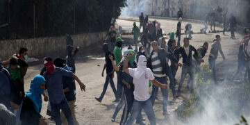 صیہونی فوج کی فلسطینی مظاہرین پر فائرنگ، متعدد فلسطینی زخمی