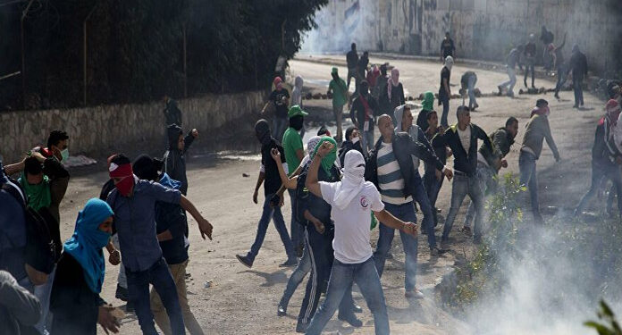 صیہونی فوج کی فلسطینی مظاہرین پر فائرنگ، متعدد فلسطینی زخمی