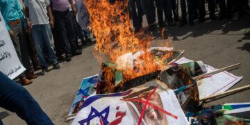 امارات اور بحرین کے اسرائیل سے تعلقات: مقبوضہ فلسطین کے مختلف شہروں میں مظاہرے