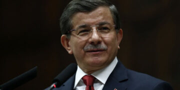 امارات اور بحرین کا اسرائیل سے معاہدہ سنگین جرم ہے، سابق ترک وزیراعظم