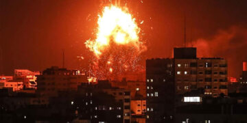 بحرین اور امارات کے ساتھ امن معاہدے کے ایک دن بعد ہی اسرائیل کی فلسطین پر بمباری