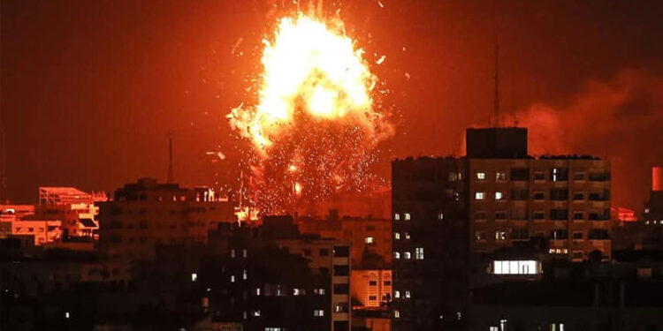 بحرین اور امارات کے ساتھ امن معاہدے کے ایک دن بعد ہی اسرائیل کی فلسطین پر بمباری