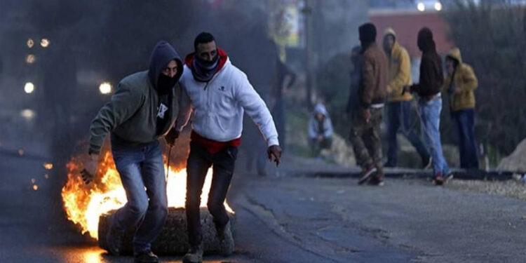 صیہونی فوج کے چھاپےجاری، جھڑپوں میں متعدد فلسطینی زخمی