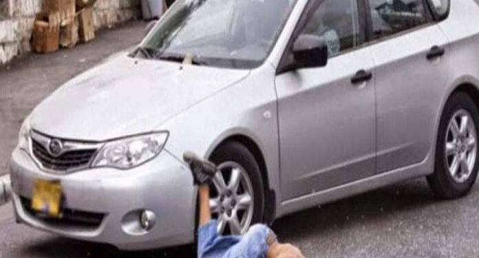 صہیونی  شرپسندوں کی گاڑی سے فلسطینی بچہ شدید زخمی