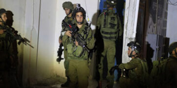 صیہونی فوج کی غیر قانونی کارروائیاں، بچے سمیت متعدد فلسطینی اغواء