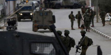  قابض فوج کی فلسطینیوں پر آنسو گیس شیلنگ،سانس گھٹنے سےمتعدد افراد متاثر