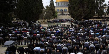 قبلہ اول کو 30روز کی بندش  کے بعد نمازیوں کیلئے کھول دیا گیا