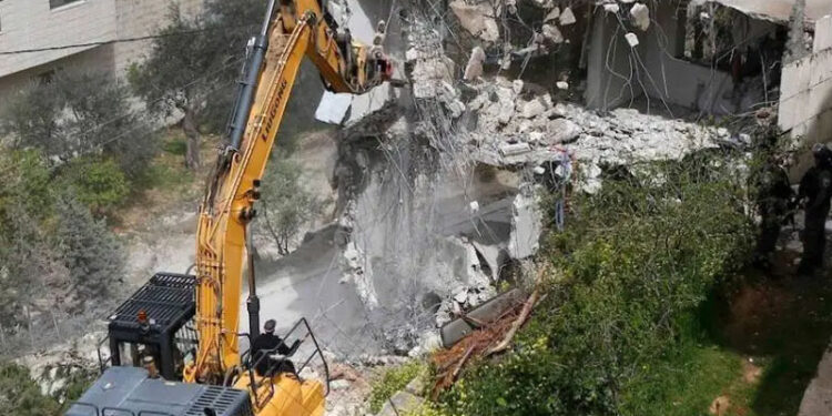 صیہونی فوج کا فلسطینیوں کے مزید 13گھروں کو مسمار کرنے کا فیصلہ