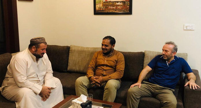 حماس رہنما کی فلسطین فاؤنڈیشن کے سیکرٹری جنرل سے ملاقات