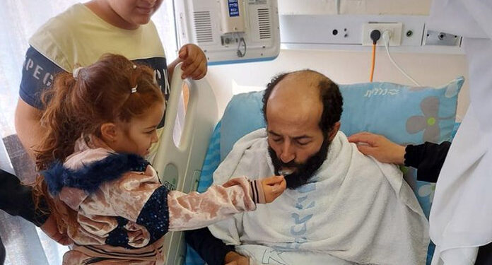 ثابت قدم فلسطینی کے سامنے صیہونی ریاست گھٹنے ٹیکنے پر مجبور