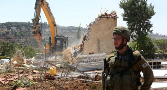 مقبوضہ فلسطین میں قابض فوج نے فلسطینی اسیر کا گھر بھی مسمار کر دیا