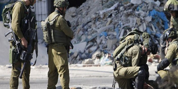 صیہونی فوج کی فلسطینی نوجوان پر فائرنگ ،شدید زخمی کردیا