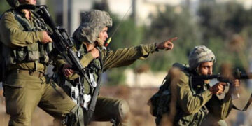 صیہونی فوج کی فائرنگ سے فلسطینی نوجوان زخمی 